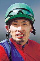 出津 孝一