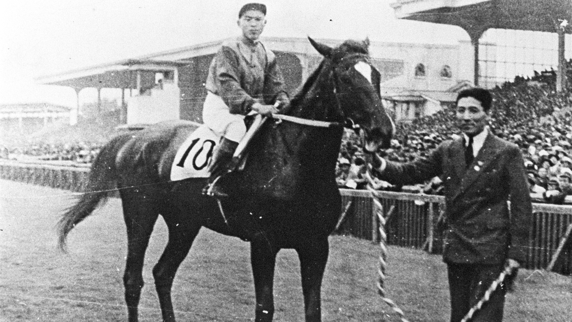 1943�N �����D�x