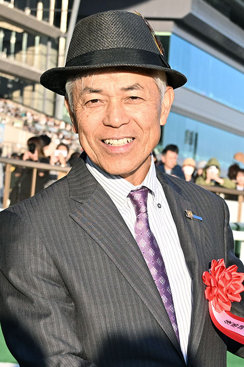 国枝 栄