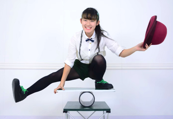 大道芸人によるパフォーマンスを楽しもう！